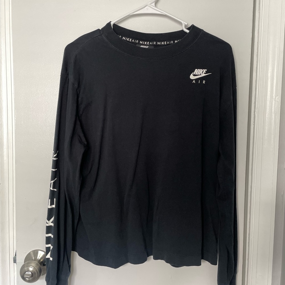 Women’s Nike shirt size medium